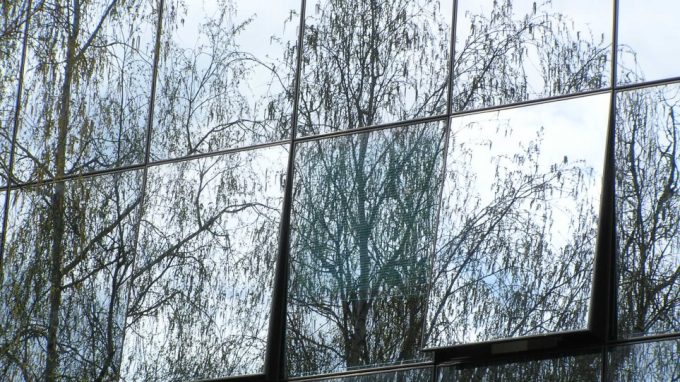 Νεκτάριος Ταμπάκης τζάμια Κρύσταλλα